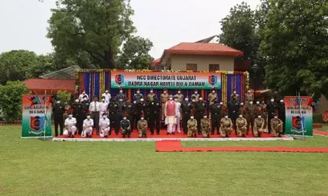 Governer of Gujarat launches 4th phase of #EkMaiSauKeLiye campaign of Gujarat NCC Directorate