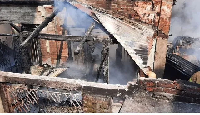 West Bengal: Fire breaks out at toy godown in Siliguri