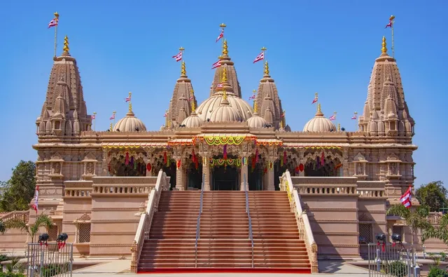 Amid virus outbreak, BAPS  Swaminarayan sect to close all its temples globally