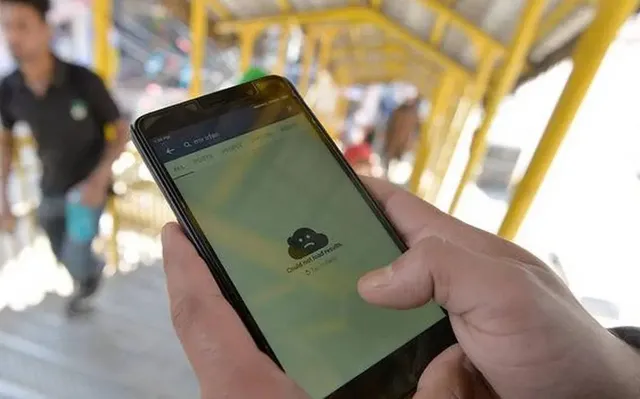 Mobile internet services snapped across Kashmir valley