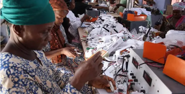 African grandmothers study Solar Engineering in India