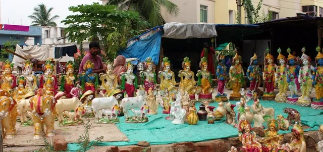 TBI Invisible Heroes Of Everyday: Roadside Sellers Of PoP Dreams
