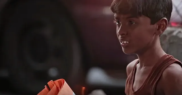 VIDEO: Seen a Street Kid Selling India Flags? You'll Never See That Kid in the Same Way Again.