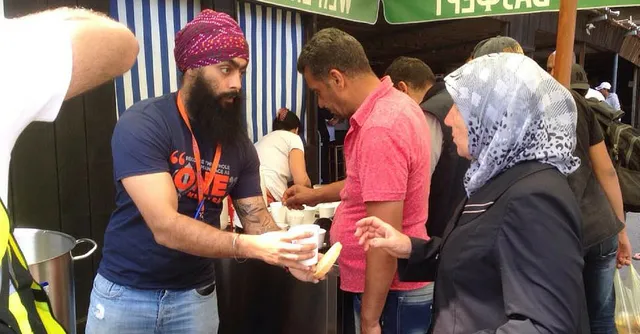 How Sikh Organization Khalsa Aid Is Selflessly Helping Syrian Refugees in Serbia