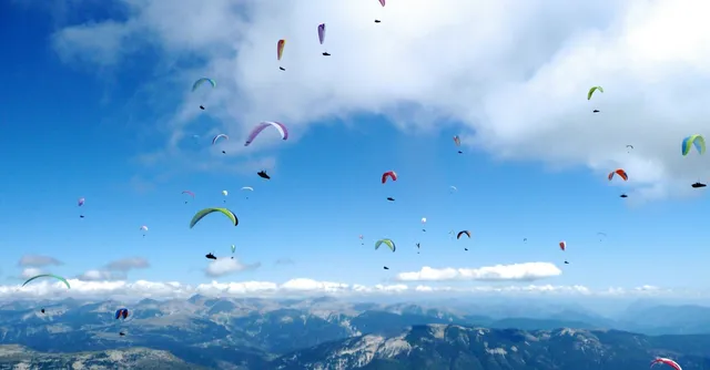 Get Ready for India's First Paragliding World Cup to Be Held in Himachal Pradesh