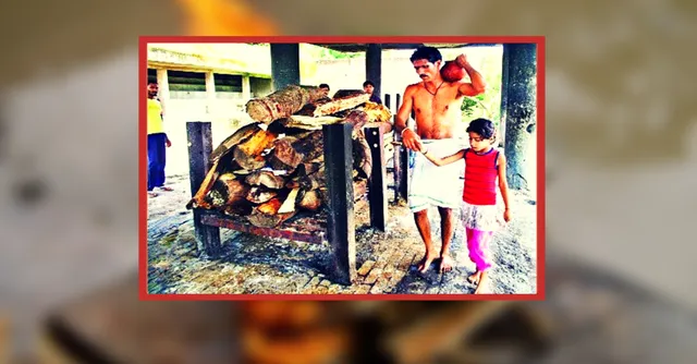 A Muslim Man Performed the Last Rites of His Hindu Friend, Breaking All Barriers