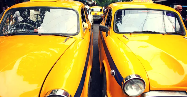 Meet the Taxi Driver Who Returned Rs. 6 Lakh Left Behind by a Passenger