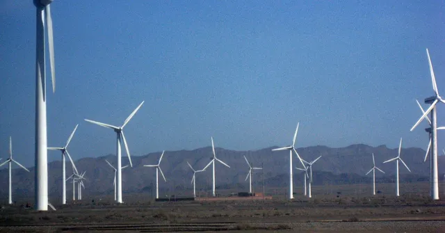 With These Small Lifestyle Changes, You Can Reduce Your Power Bill & Tackle Climate Change Too!