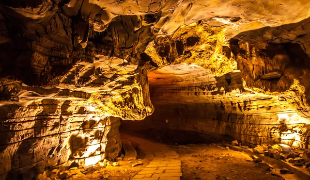 Travel Tales: 8 Breathtaking Photos That Plunge You into the Depths of the Mysterious Belum Caves
