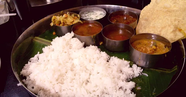 In This 78-Year-Old Mangalore Restaurant, Meals Are Still Being Served for Rs. 10