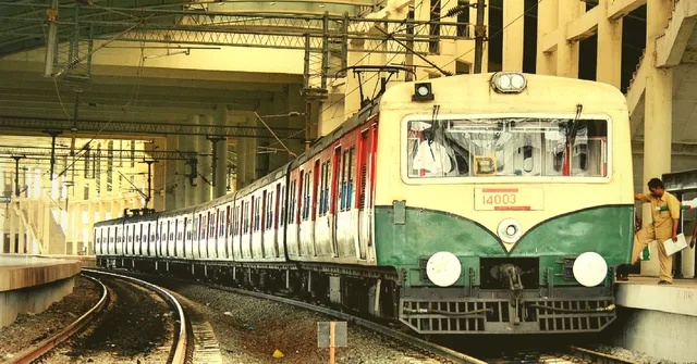 Indian Railways Announces Facility to Allot Seats Automatically & Immediately to Waitlisted Passengers