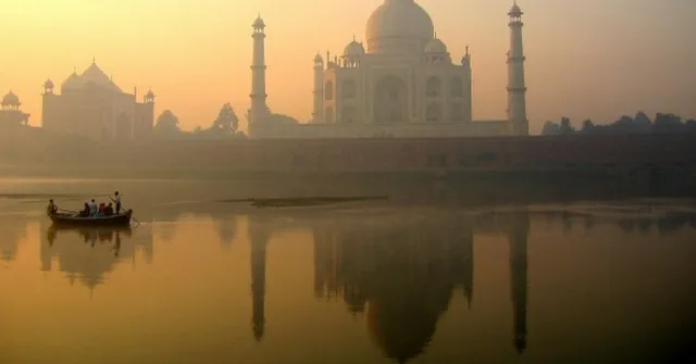 Microbes & Aquatic Plants Could Be Key to Restoring the Damaged River Yamuna