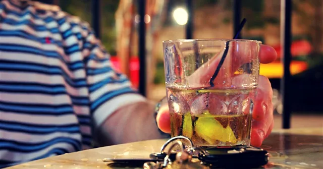 40 Delhi Bars Collaborate With the Police to Prevent Drunk Driving With Powerful Messages & Videos