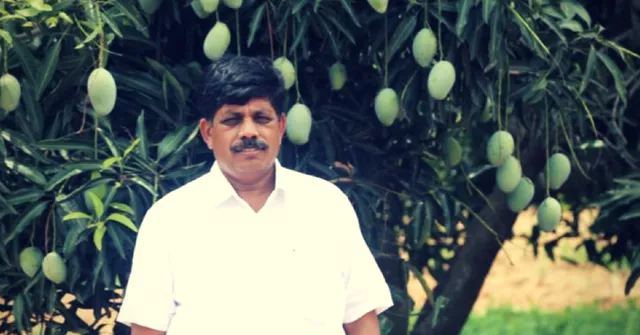 This Lecturer Quit His Job to Become a 'Plant Doctor' & Help Farmers in Distress