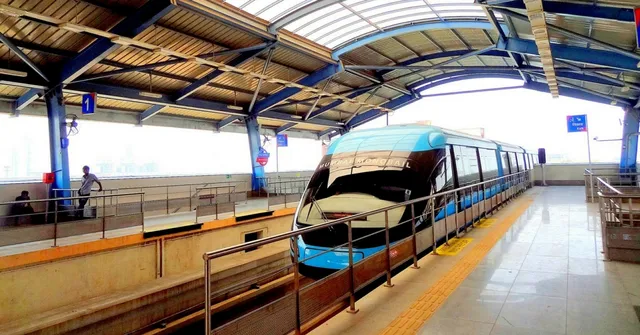 Mumbai Metro to Launch India's First Mobile Ticketing System. Goodbye, Long Queues!