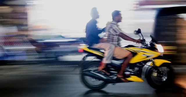 Chennai Police Have a New 'Shame Tactic' to Get Riders to Wear Helmets