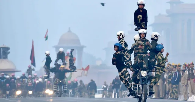 Republic Day 2018: Be Prepared to Be Stunned by India's First Biker Women Contingent!