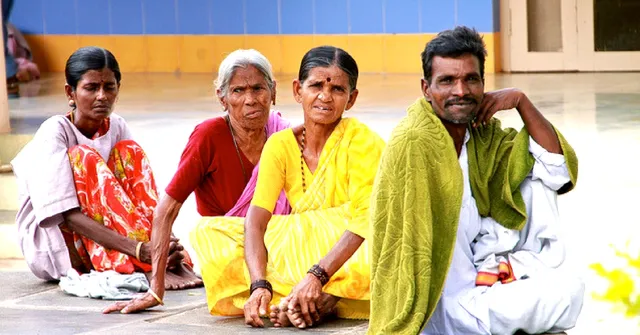 After 7 Years, IAS Officer Can Finally Treat His District's Patients for Free