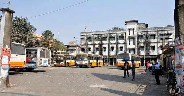 Kolkata Bus Shelters Soon to Have Everything You Need - WiFi, Food & Info