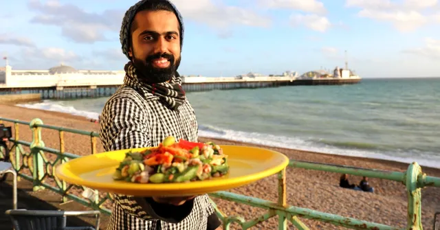 How a Delhi Engineer and His 'Yellow Plate' Became an Instagram Sensation!