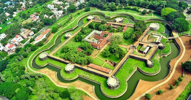 Beyond Backwaters: 10 Forgotten Forts of Kerala That Will Take You Back in Time!