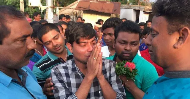 Why This Inspiring Doctor's Departure from Odisha Town Moved Hundreds to Tears!