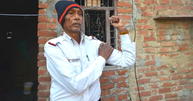 Delhi Man Managed Traffic Voluntarily For 30 Years Even After Heartbreaking Tragedy