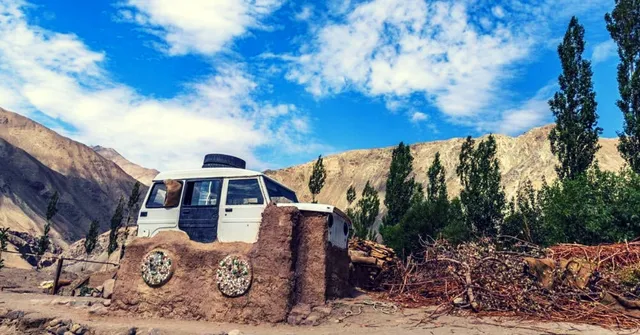 Saw the Viral 'Roof-With-A-Jeep' Pic? It Once Helped Revolutionize Education in Ladakh!