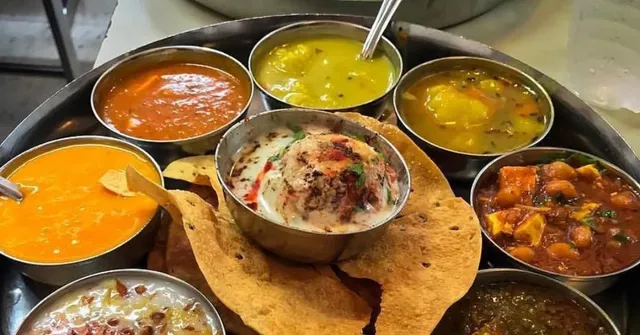 5 Puris & 6 Generations: How a Stall Grew Into Mumbai's Iconic Pancham Puriwala