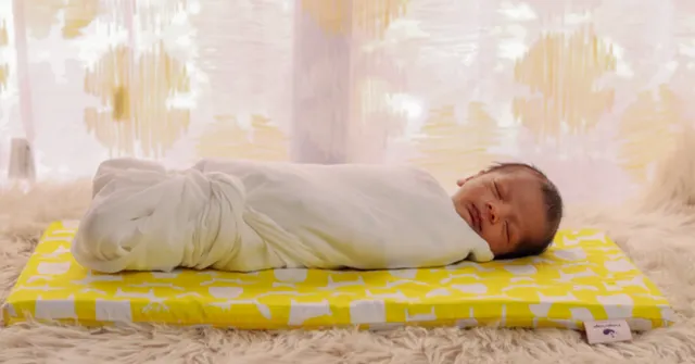 This Baby Mat Recreates ‘Mother’s Womb’ Feeling to Help Newborns & New Moms Sleep