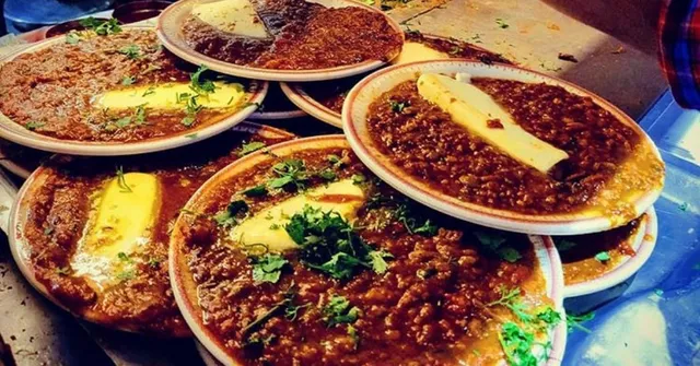 53 Years & Counting: The Story Behind Mumbai's Favourite Sardar Pav Bhaji!