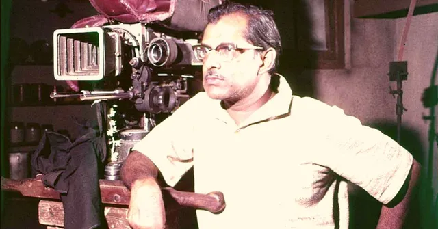An Ode to Hrishikesh Mukherjee, The Legend Who Crafted 'Anand' & 'Golmaal'