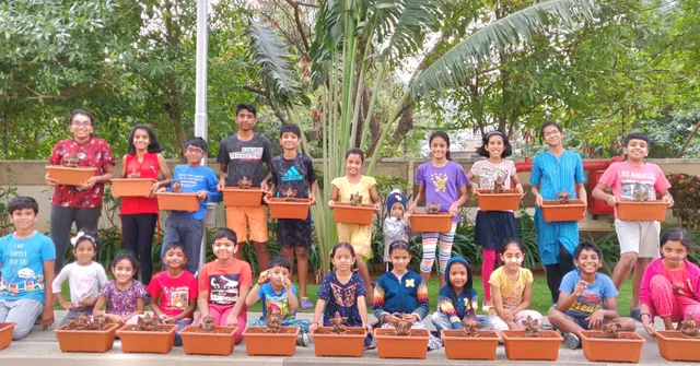 75 Bengaluru Kids come Together to Make Environment-Friendly 'Tree Ganesha'!
