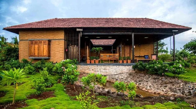 Mumbai Architect Duo Use 'Earth Blocks' To Keep Homes 7 Degrees Cooler Naturally!