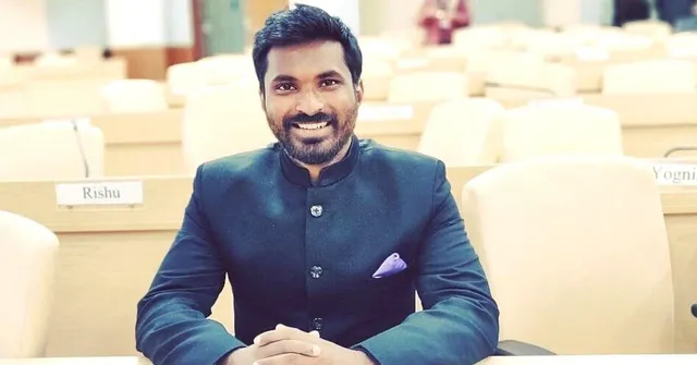 UPSC CSE: IAS Topper Shares Newspapers to Read & How to Prepare Current Affairs