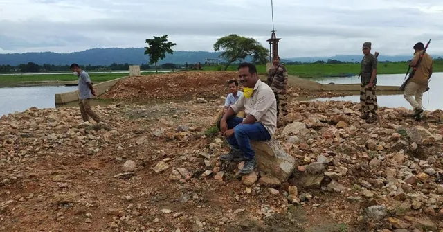 IFS Officer Makes 6 New Wetlands in Kaziranga, Ensures Water For Rhinos, Elephants