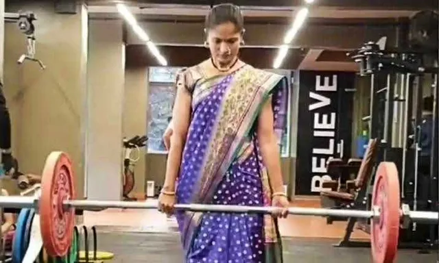 Viral: Weight Training In a Saree, Pune Doctor Is Internet's New Fitness Sensation