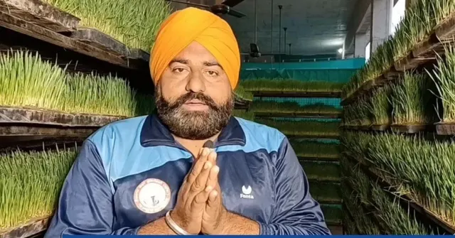 This Man Started A Free ‘Wheatgrass Juice Langar’ For His Village: Here's Why
