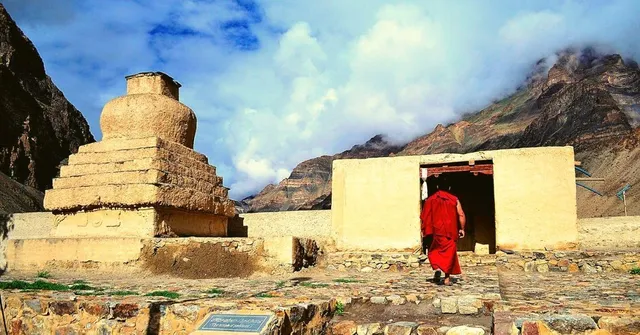 What a 10th Century Mud Building’s Strength Can Teach Modern Sustainable Architecture