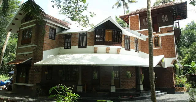 Made by Recycling 100-YO Wood, My Breezy Eco-Friendly Home Produces Biogas