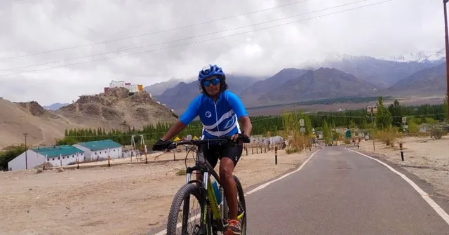 At 45, I Went on A Record-Breaking 55-Hour Cycling Ride from Leh to Manali