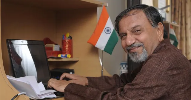 At 56, an IIT Alumni Gave up His Thriving Business To Help Form India’s RTI Act