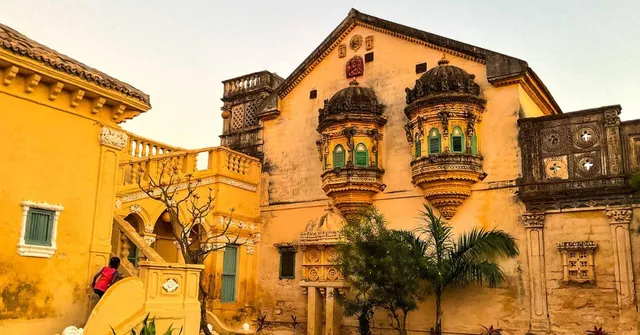 This 100-YO Heritage Fort in Kutch Is Home to a First-Of-Its-Kind CBSE School