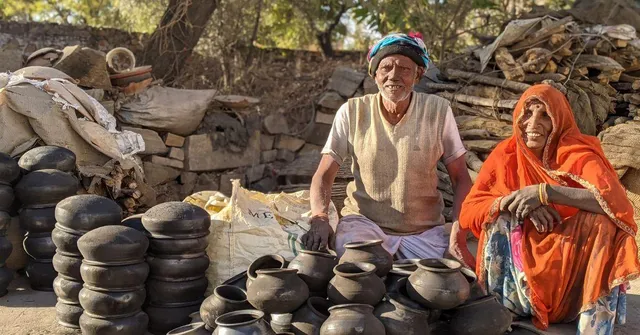 This Family Exports 65 Types of Artisanal Clay Utensils to 20 Countries, Earns Rs 5 Crore/Year