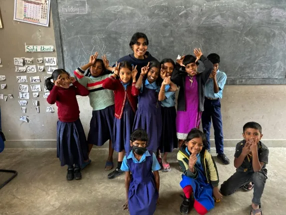 22-YO Works Nights, Teaches Rural Tamil Nadu’s Kids Internet Safety by Day