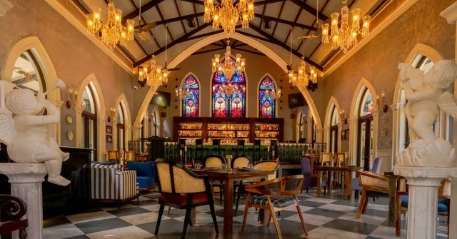 With Mom’s Recipes, Goan Couple Turns 400-Year-Old House into Celebrity-Favourite Eatery