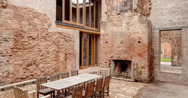 Why More People Are Replacing Cement with Lime Plaster in Indian Homes