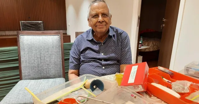 The 84-YO Bengaluru Scientist Behind 25 Patented Science Kits & Mini Microscopes for Curious Kids