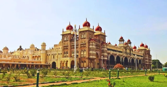 How to Plan a Budget-Friendly Three-Day Family Weekend from Bengaluru to Mysuru Under Rs 7000