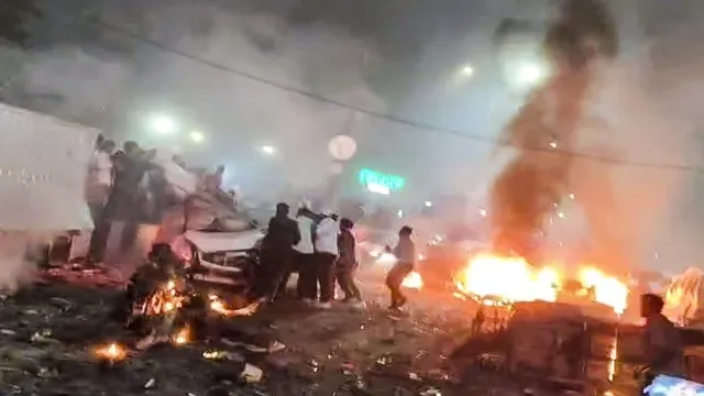 Delhi Red Fort Explosion: लाल किला मेट्रो स्टेशन के बाहर कार में धमाका, 8  की मौत, 12 घायल, दिल्ली - NCR में हाई अलर्ट